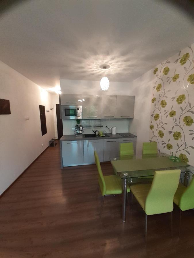 Kolobrzeg Apartamenty Emilia Polanki Экстерьер фото